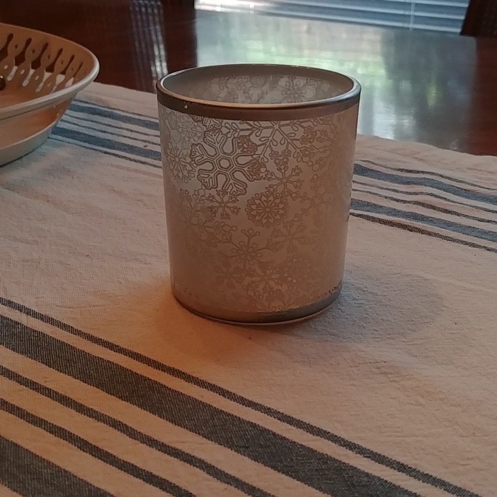 NWOT Yankee Candle Votive Holder